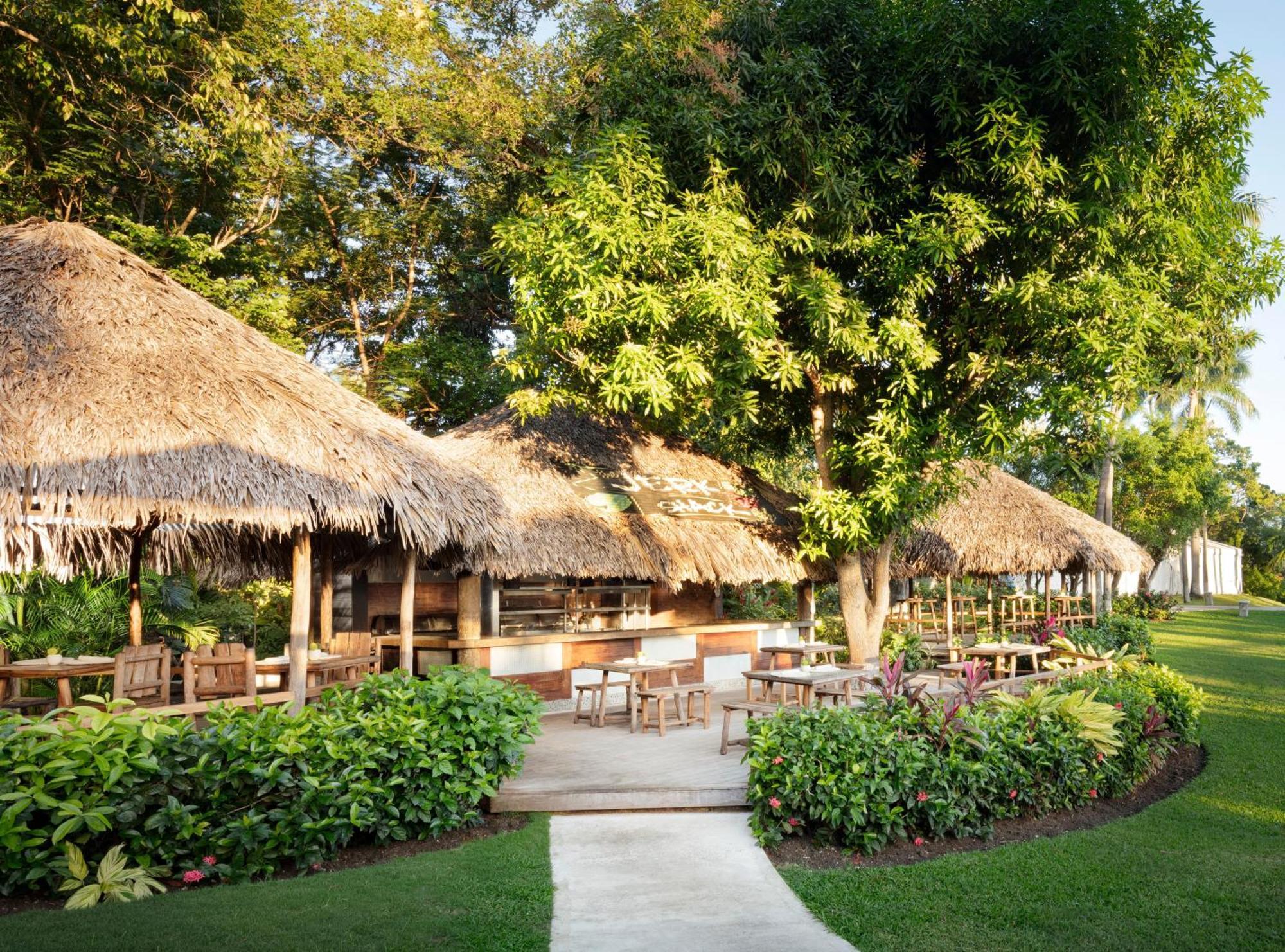 Sandals Ochi Beach All Inclusive Resort - Couples Only (Adults Only) Ocho Ríos Extérieur photo